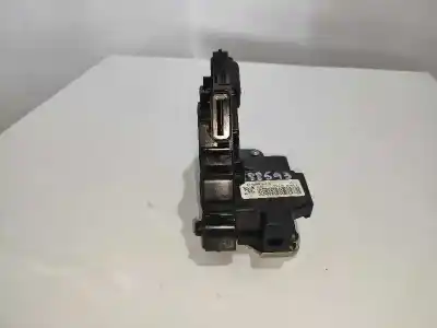 Second-hand car spare part rear left door lock for ssangyong tivoli crystal 4x2 oem iam references 7131035001  