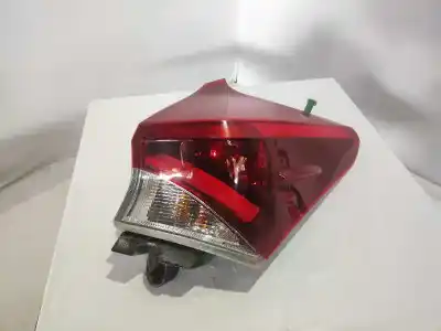 Pièce détachée automobile d'occasion feu arrière droit pour toyota auris (_e15_) 1.4 d-4d (nde150_) références oem iam 