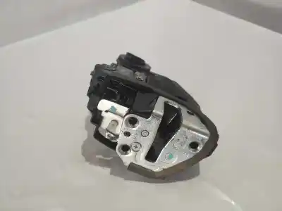 Pièce détachée automobile d'occasion serrure de porte arrière droite pour toyota auris (_e15_) 1.4 d-4d (nde150_) références oem iam 
