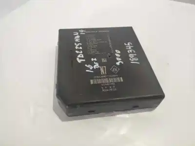 Peça sobressalente para automóvel em segunda mão caixa de fusíveis e relés por renault talisman (lp_) 1.6 dci 130 referências oem iam 284b67108r