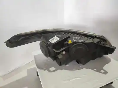 Second-hand car spare part left headlight for citroen c3 picasso (sh_) 1.4 vti 95 oem iam references 9681806180  