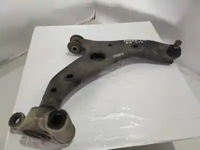 Pezzo di ricambio per auto di seconda mano braccio sospensione inferiore anteriore destro per mazda 3 lim. (bl) 2.2 turbodiesel cat riferimenti oem iam 