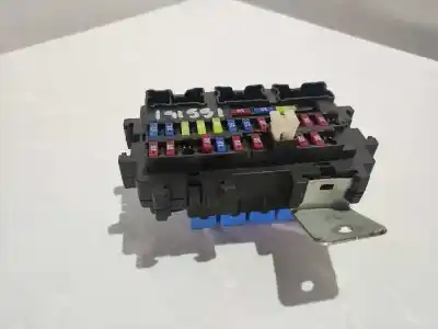 Peça sobressalente para automóvel em segunda mão caixa de fusíveis e relés por renault koleos 2.0 dci diesel fap referências oem iam 252365026r