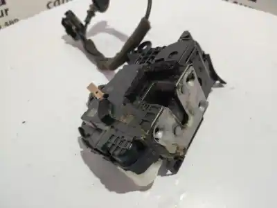 Peça sobressalente para automóvel em segunda mão fechadura da porta dianteira esquerda por renault clio iv 1.5 dci diesel fap referências oem iam 8055033000r