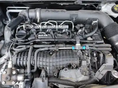 Second-hand car spare part COMPLETE ENGINE for VOLVO V40  OEM IAM references D4204T8  