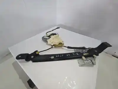 Pezzo di ricambio per auto di seconda mano Alzacristalli Posteriore Sinistro per SEAT LEON (1P1) * Riferimenti OEM IAM 1P0839461A  