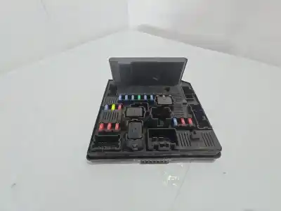 Pezzo di ricambio per auto di seconda mano scatola relè/fusibili per nissan qashqai / qashqai +2 i (j10, nj10, jj10e) 1.5 dci riferimenti oem iam 284b7jd00b  