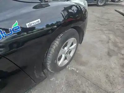 Автозапчастина б/у передній прав для HYUNDAI I40 I (VF) 1.7 CRDI Посилання на OEM IAM 517163Z000  