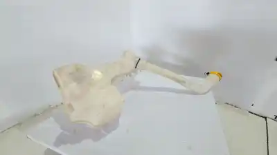 Peça sobressalente para automóvel em segunda mão depósito do limpa vidros por renault clio v (b7_) 1.5 blue dci 115 (b7ad) referências oem iam 289108657r 289103103r 