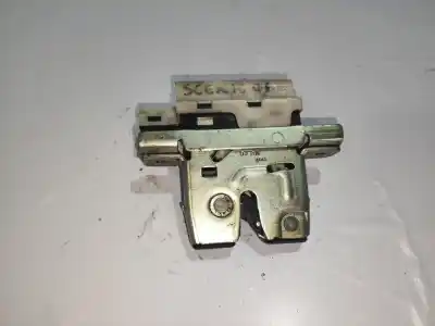 Pièce détachée automobile d'occasion COFFRE / SERRURE DE PORTE pour RENAULT SCENIC RX4 (JA0)  Références OEM IAM   