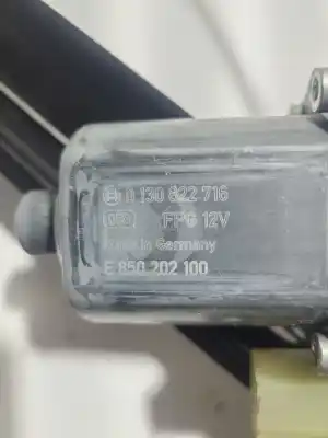 Pezzo di ricambio per auto di seconda mano alzacristalli anteriore destro per skoda octavia iii combi (5e5, 5e6) 1.6 tdi riferimenti oem iam 0130822716 e850202100 5q0959802b