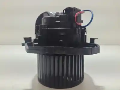 Pezzo di ricambio per auto di seconda mano Ventola Riscaldamento per DACIA JOGGER 1.0 TCE 110 (RKMD) Riferimenti OEM IAM T586917  