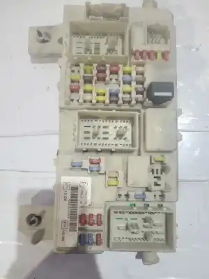 Second-hand car spare part Fuse Box Unit for FORD KUGA I 2.0 TDCi 4x4 OEM IAM references 97RA000001  7M5T14A073JD