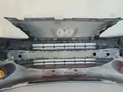 Pezzo di ricambio per auto di seconda mano paraurti anteriore per peugeot 1007 (km_) 1.4 hdi riferimenti oem iam   