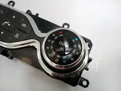 Peça sobressalente para automóvel em segunda mão comando de sofagem (chauffage / ar condicionado)  por renault captur adventure referências oem iam e1071162e  