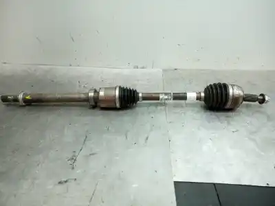 Автозапчастина б/у передня права трансмісія для RENAULT CAPTUR Limited 131 CV / 96 KW Посилання на OEM IAM 391005516R  