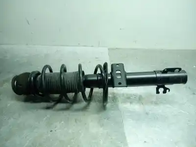 Автозапчастина б/у передній правий амортизатор для skoda fabia combi active посилання на oem iam 6c0413031an  