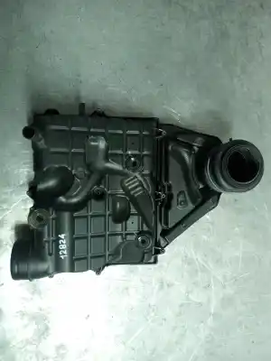 Pezzo di ricambio per auto di seconda mano Supporto Filtro Aria per SKODA FABIA COMBI Active Riferimenti OEM IAM 04C129601N  