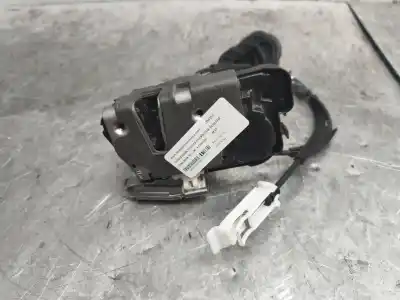 Second-hand car spare part front right door lock for ford kuga st-line oem iam references 2611097  