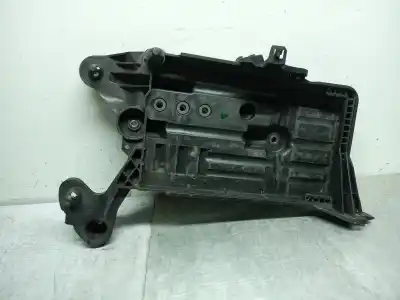 Second-hand car spare part medium for skoda superb iii (3v3) 2.0 tdi oem iam references 5q0915321j  