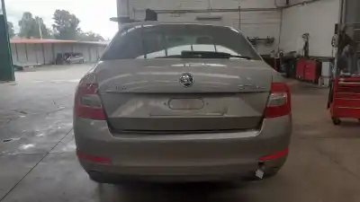 Second-hand car spare part REAR BUMPER for SKODA OCTAVIA BERLINA (1Z3)  OEM IAM references 5E5807421  