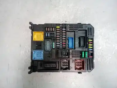 İkinci el araba yedek parçası  için CITROEN C4 PICASSO  OEM IAM referansları 9819851380  28550133