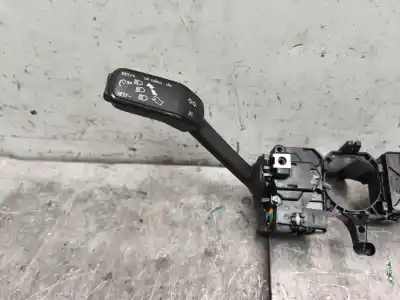 Peça sobressalente para automóvel em segunda mão comandos de alavanca por skoda fabia ambition referências oem iam 6c0953501h