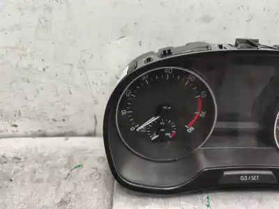 Peça sobressalente para automóvel em segunda mão quadrante por skoda fabia ambition referências oem iam 6v0920740b  