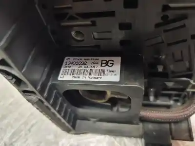 Second-hand car spare part fuse box unit for opel corsa e selective oem iam references 13491092  