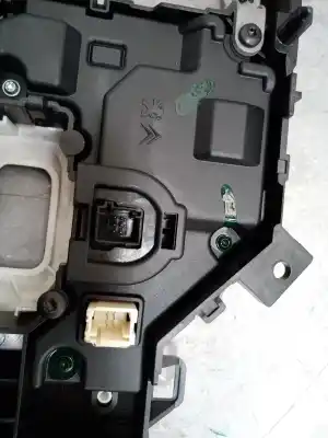 Piesă de schimb auto la mâna a doua ecran display multifuncțional displei pentru citroen c4 picasso rip curl referințe oem iam 9825029280   Piesă de schimb auto la mâna a doua ecran display multifuncțional displei pentru citroen c4 picasso rip curl referințe oem iam 9825029280