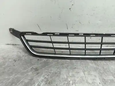 Second-hand car spare part central bumper grille for ford s-max titanium 4x4 oem iam references em2b-17a754-bb  