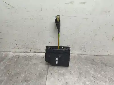 Peça sobressalente para automóvel em segunda mão caixa de fusíveis e relés por ford s-max titanium 4x4 referências oem iam hu5t14a094mb