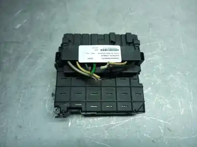 Second-hand car spare part fuse box unit for peugeot 307 break / sw (s1) sw pack oem iam references 9650664180   Second-hand car spare part fuse box unit for peugeot 307 break / sw (s1) sw pack oem iam references 9650664180