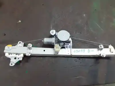 Peça sobressalente para automóvel em segunda mão Elevador De Vidros Dianteira Esquerda por NISSAN X-TRAIL (T32) N-CONNECTA 163 CV / 120 KW Referências OEM IAM   