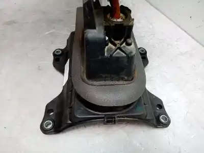 Pezzo di ricambio per auto di seconda mano LEVA DEL CAMBIO per OPEL CORSA E  Riferimenti OEM IAM 55199360  