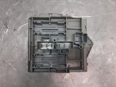 Second-hand car spare part fuse box unit for fiat stilo multi wagon (192_) 1.9 d multijet oem iam references 51724394  