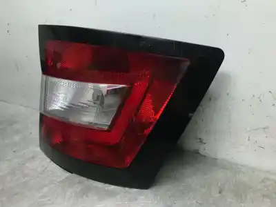 Автозапчастина б/у правий ліхтар для skoda fabia combi active посилання на oem iam 6v9945112  