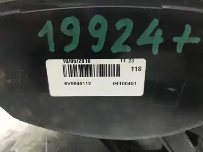 Автозапчастина б/у правий ліхтар для skoda fabia combi active посилання на oem iam 6v9945112  