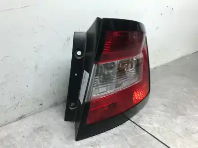 Автозапчастина б/у правий ліхтар для skoda fabia combi active посилання на oem iam 6v9945112  