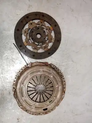 Pezzo di ricambio per auto di seconda mano Kit Frizione per FORD FOCUS BERLINA (CAP) 2.0 Sport [2.0 Ltr. - 100 kW TDCi CAT] Riferimenti OEM IAM 3M517563DF  