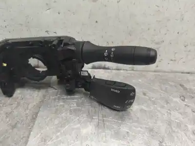 Second-hand car spare part multifunction switch for renault express advance 95 cv / 70 kw oem iam references 255671844r  