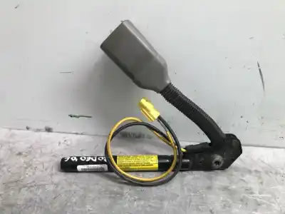 Автозапчасти б/у натяжитель правой подушки безопасности за isuzu d-max * ссылки oem iam   