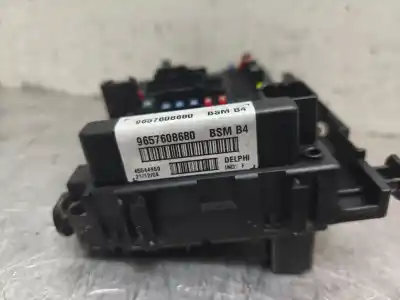 Peça sobressalente para automóvel em segunda mão caixa de fusíveis e relés por peugeot 307 break / sw (s1) sw pack referências oem iam 9657608680   Peça sobressalente para automóvel em segunda mão caixa de fusíveis e relés por peugeot 307 break / sw (s1) sw pack referências oem iam 9657608680