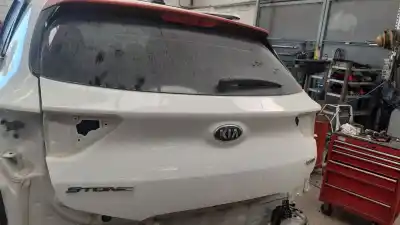Second-hand car spare part TAILGATE for KIA STONIC (YBCUV)  OEM IAM references   