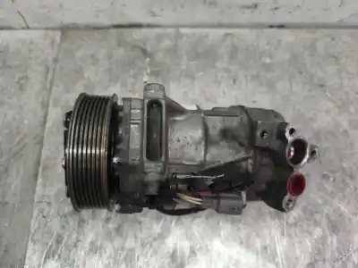 Peça sobressalente para automóvel em segunda mão compressor de ar condicionado a/a a/c por renault captur ii zen 131 cv / 96 kw referências oem iam 926003358r  