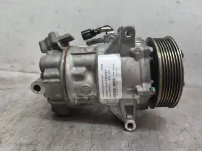 Peça sobressalente para automóvel em segunda mão compressor de ar condicionado a/a a/c por renault captur ii zen 131 cv / 96 kw referências oem iam 926003358r  