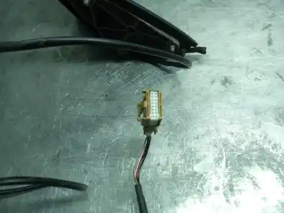 Second-hand car spare part left rearview mirror for audi a4 b6 (8e2) 1.9 tdi oem iam references  5 pin 