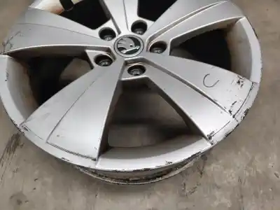 Автозапчастина б/у шина для skoda superb iii (3v3) 2.0 tdi посилання на oem iam 3v0601025  