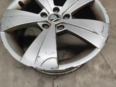 Автозапчастина б/у шина для skoda superb iii (3v3) 2.0 tdi посилання на oem iam 3v0601025  
