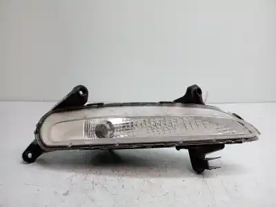 Second-hand car spare part Front Right Headlight for KIA CEE´D Concept OEM IAM references 92208A2000  